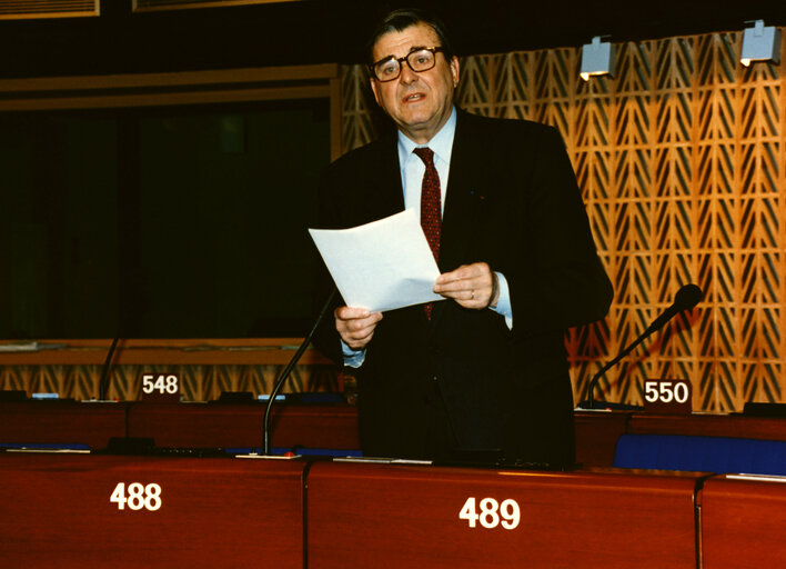 Jacques DONNAY in plenary session in Strasbourg.