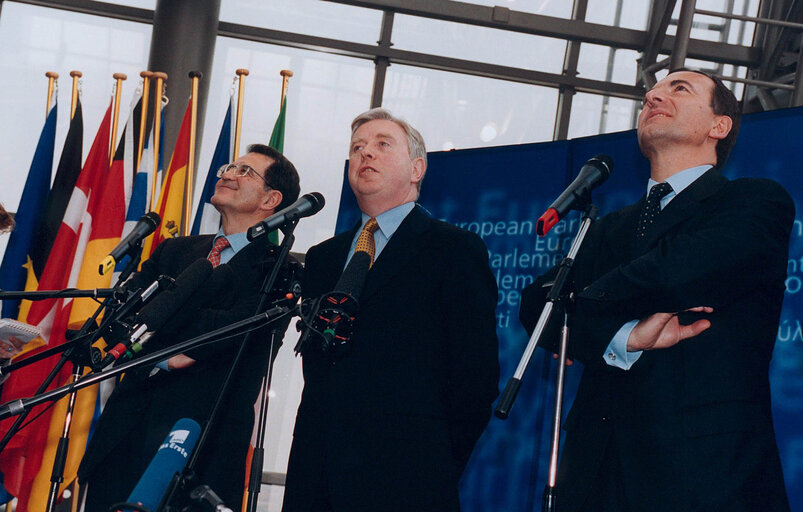 Press conference with the EP President, the EC President and the Italian Minister for Foreign Affairs.