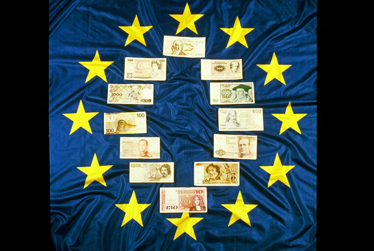 Illustrations of the ECU currency project in 1990