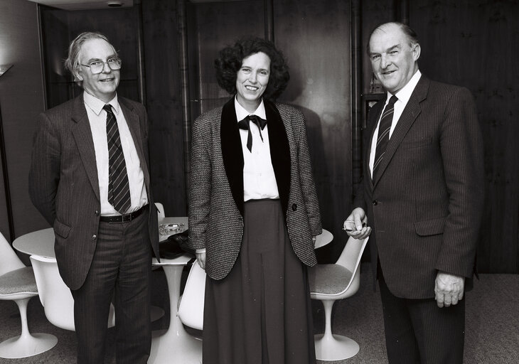 Fotografija 40: Meeting in February 1989