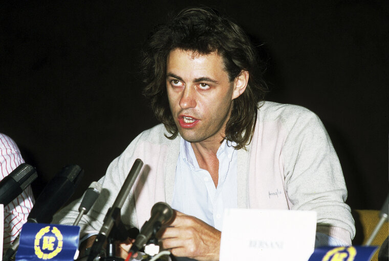 Foto 2: Visit of Singer and Political Activist Bob GELDOF to the EP in Strasbourg.