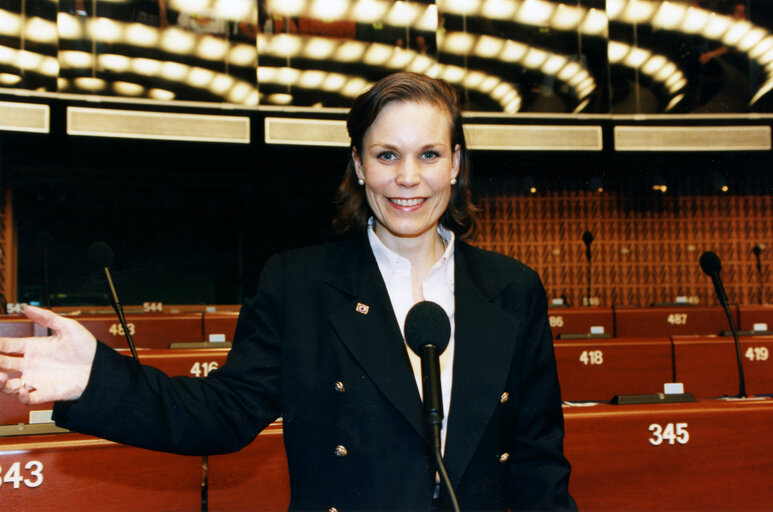 Gunilla CARLSSON in plenary session in Strasbourg.