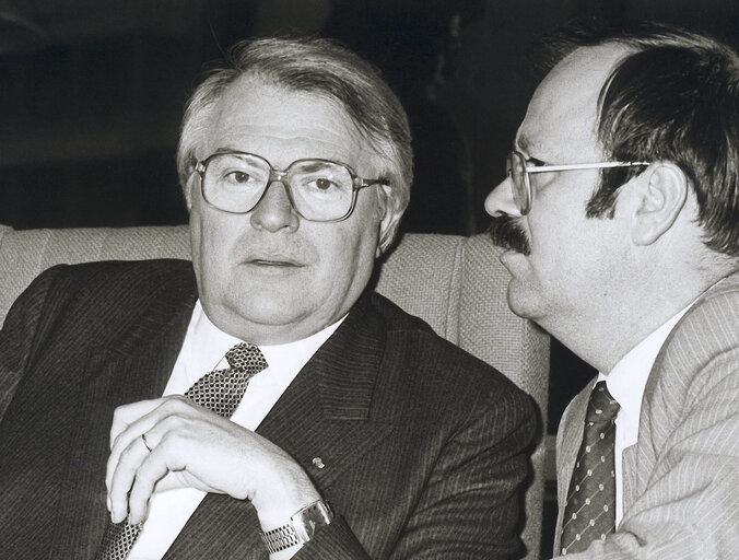 Pierre MAUROY in a meeting at the EP in Strasbourg.