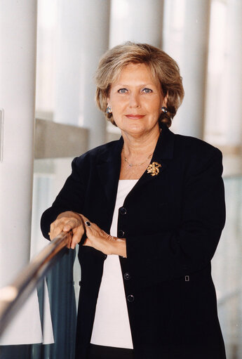 Foto 8: MEP Marie-France STIRBOIS at the EP in Strasbourg.