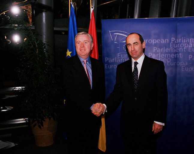 Billede 5: EP President meets with Robert KOCHARYAN, President of Armenia, in Brussels