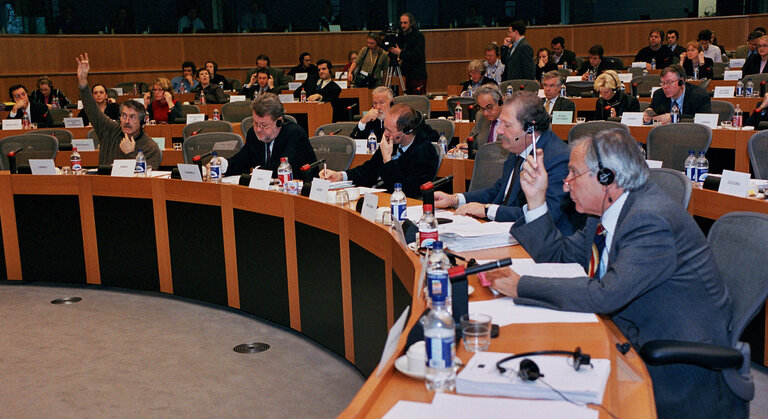 ECON Committee meeting in Brussels - Exchange of views with the Commissioner in charge of Economic and Financial Affairs