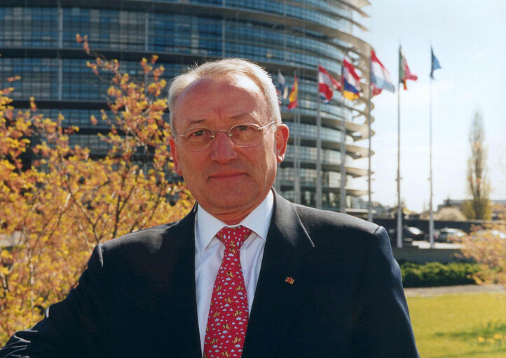 Fotografija 10: MEP Peter Michael MOMBAUR at the EP in Strasbourg.