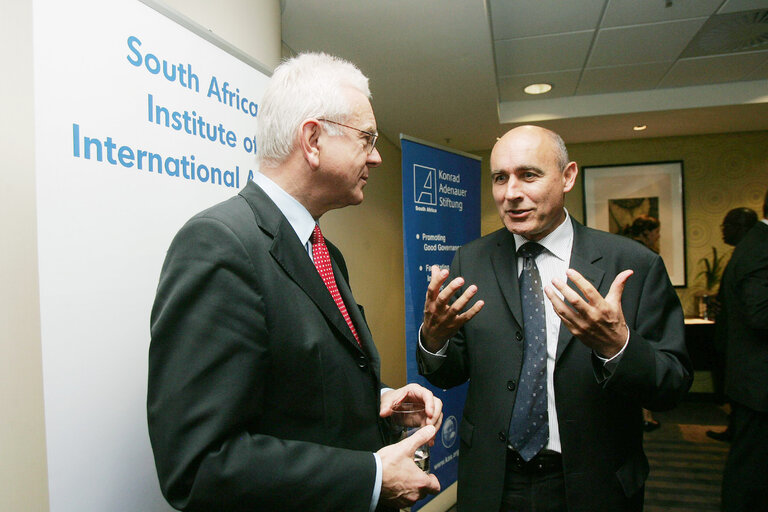 Hans-Gert POETTERING, EP President, makes an official visit to South Africa - EP President  speaks to Dicter Haller German Ambassador to South Africa at the beginning of a dinner hosted by members and others of the Konrad-Adenauer-Stiftung Foundation in Johannesburg