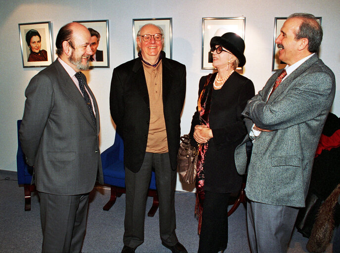 Renzo IMBENI MEP with guests of the EP.