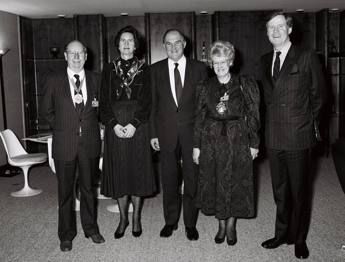 Fotografija 50: Meeting in February 1989