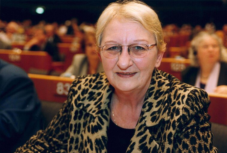 Zdjęcie 2: MEP Nelly MAES attends a plenary session in Brussels