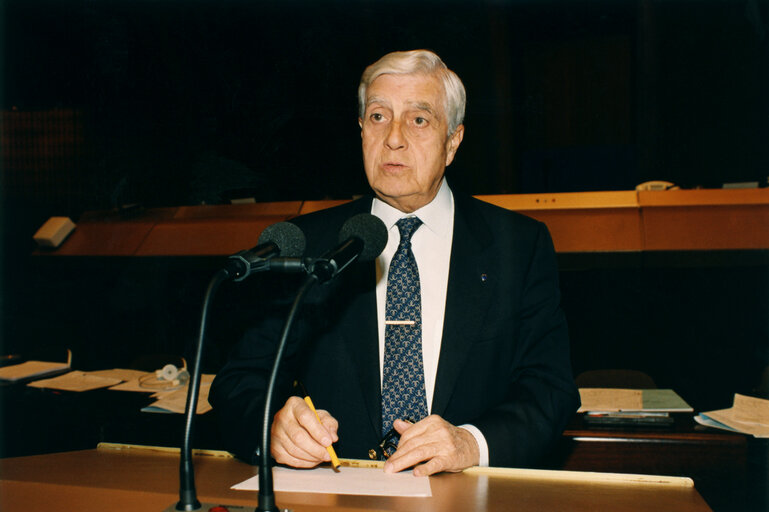 Portrait of MEP Jose Maria LAFUENTE LOPEZ in November 1992