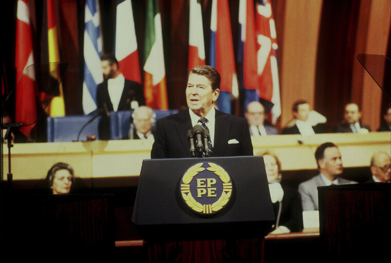 Foto 13: Visit of the President of the United States of America to the EP.