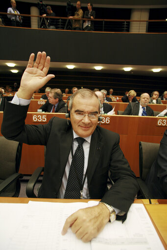 Photo 1: Sebastiano SANZARELLO in plenary session in Brussels.