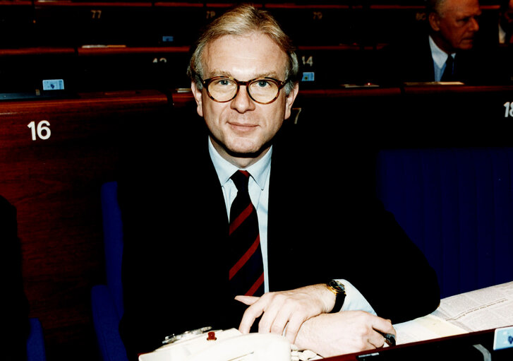 Zdjęcie 17: Hans Gert POETTERING in plenary session in Strasbourg.