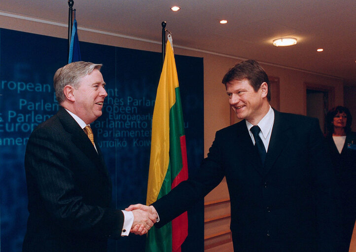 Fotogrāfija 3: EP President meets with the President of Lithuania.