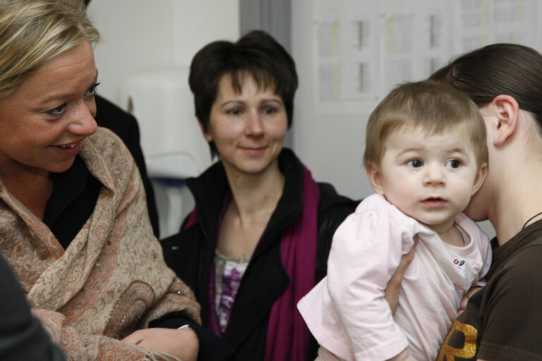 Foto 7: LIBE Committee delegation to Denmark‚Ä®visits sandholm lejeren and kongedal refugees detention centres.