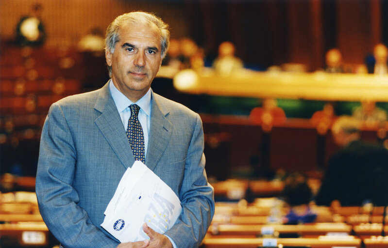 Photo 5: Giacomo SANTINI at the EP in Strasbourg.