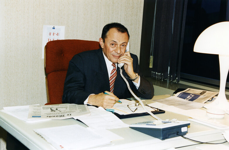 Michel ROCARD at the EP in Strasbourg.