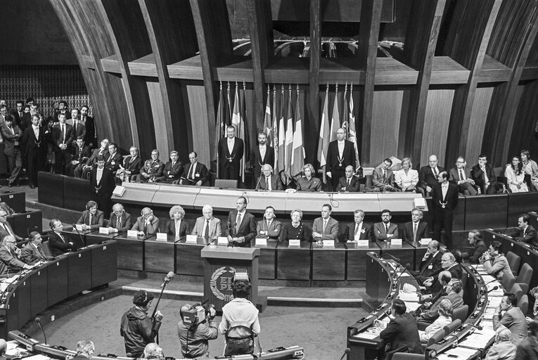 Fotografi 22: Visit of King and Queen of Spain at the European Parliament in Strasbourg in May 1986