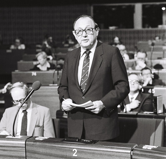 Suriet 3: Plenary Session in Strasbourg in June 1983