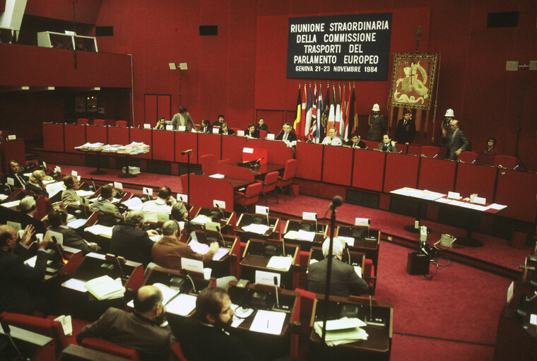 Extraordinary meeting of the TRAN Committee in Genova from 21 to 23 November 1984