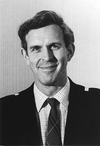 Photo 15: Portrait of MEP Alasdair Henry HUTTON