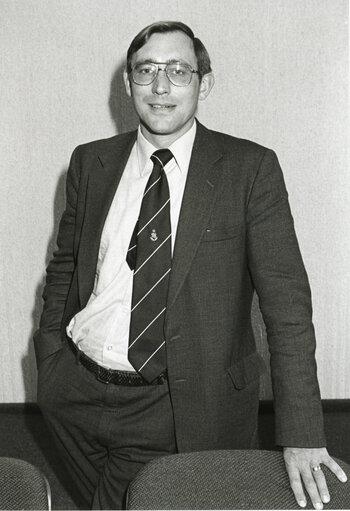 Foto 6: Portrait of David CURRY in October 1982