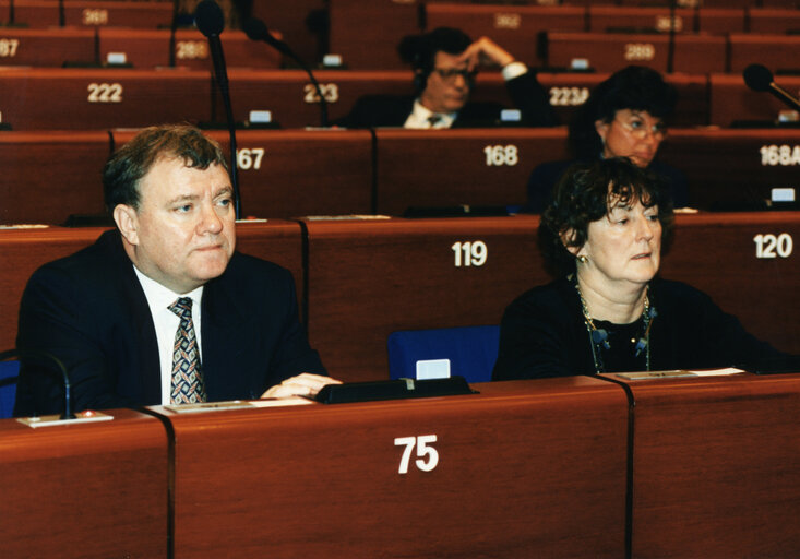 Fotogrāfija 2: John Walls CUSHNAHAN in plenary session in Strasbourg.