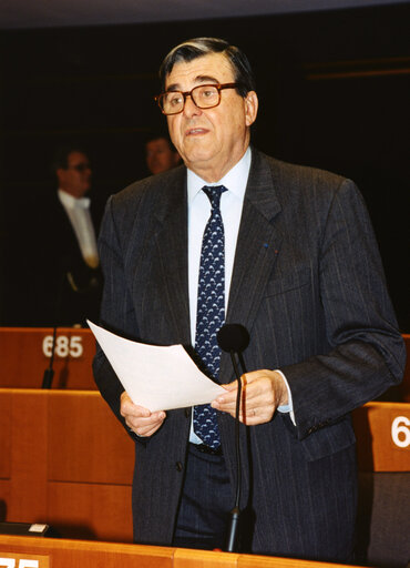 Jacques DONNAY in plenary session in Brussels