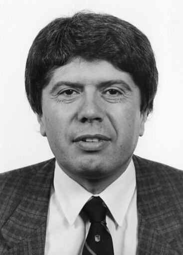 Portrait of MEP Sotiris KOSTOPOULOS in 1992