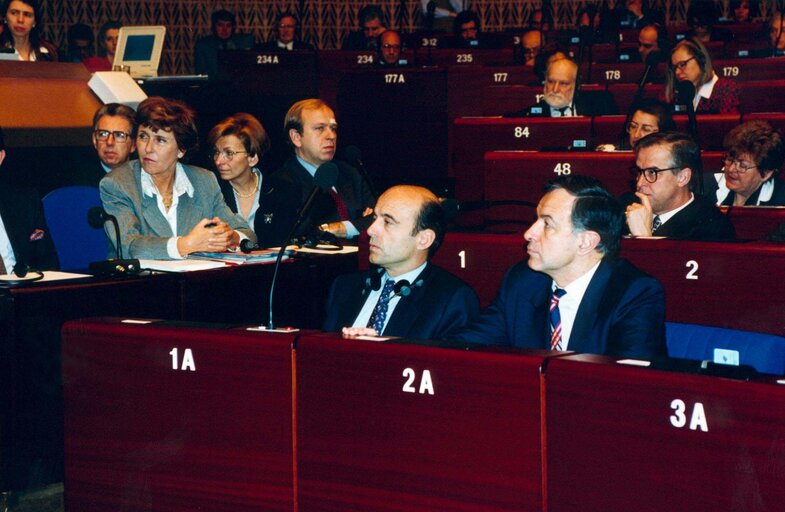 The Prime Minister of France addresses the EP in Strasbourg.