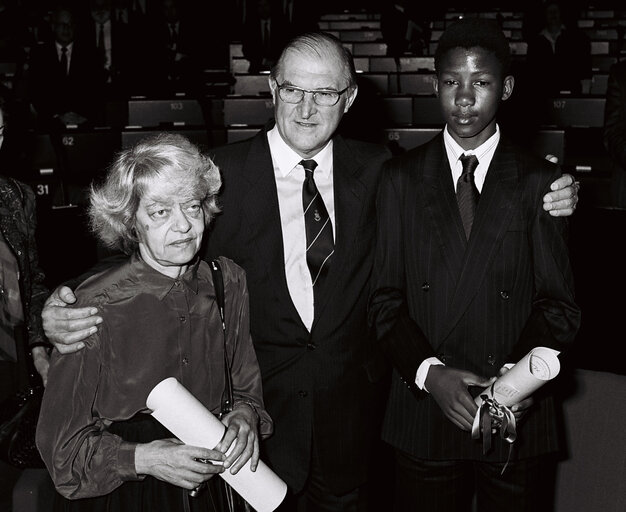 The 1988 SAKHAROV Prize is awarded to Anatoli MARCHENKO (posthumously) represented by his widow and Nelson Rolihlahla MANDELA represented by his grand son