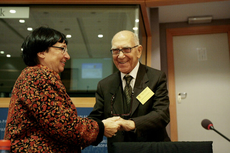 Foto 44: Joint conference of the EP, EC and UN on 60 years of the Universal Declaration of Human Rights: the defenders take the floor.