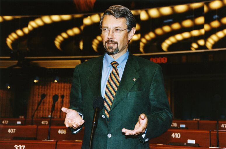 Friedhelm FRISCHENSCHLAGER in the hemicycle of the EP in Strasbourg.