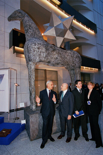 Fotografia 13: EP President and President of Italian Senate, inaugurate the sculpture Zenith in the ASP building