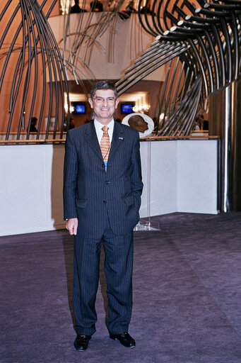 Valokuva 32: Portrait of Peter PEX at the EP in Brussels.