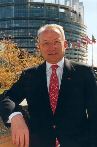 Fotografija 13: MEP Peter Michael MOMBAUR at the EP in Strasbourg.