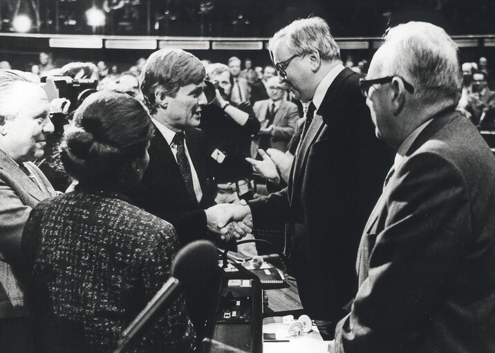 Election of Pieter DANKERT as EP President on January 19, 1982