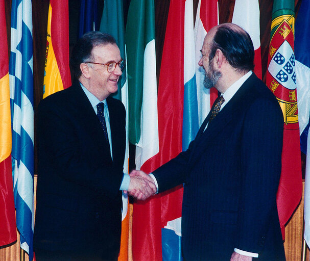 Fotografia 6: EP President meets with the President of Portugal.