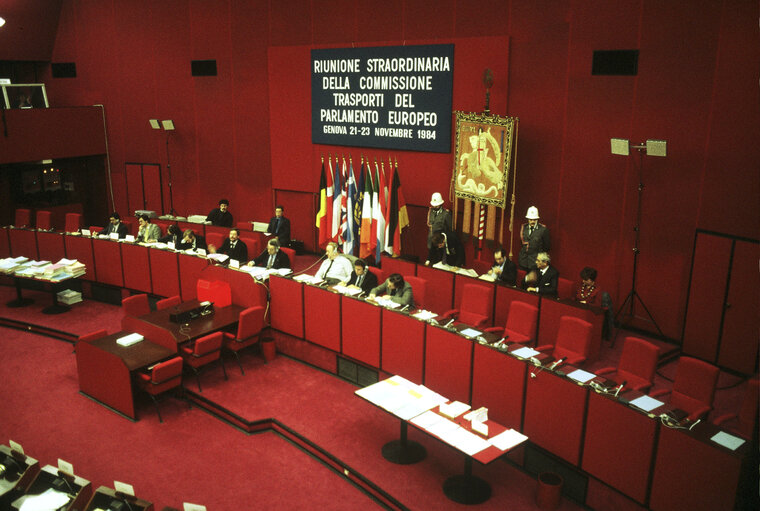 Extraordinary meeting of the TRAN Committee in Genova from 21 to 23 November 1984