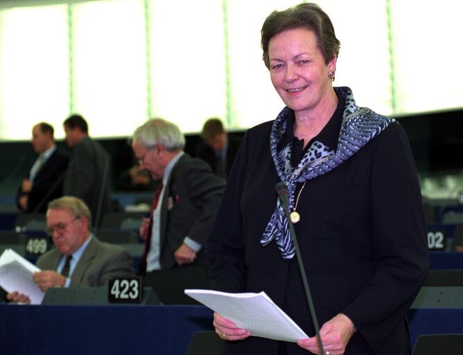 Fotografie 41: MEP Hedwig KEPPELHOFF-WIECHERT speaks in plenary session in Strasbourg