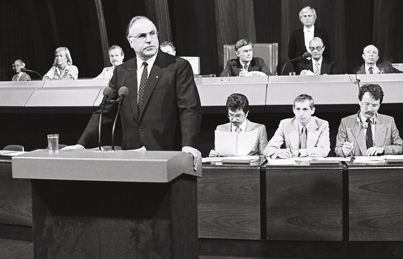 Suriet 4: Plenary Session in Strasbourg in June 1983