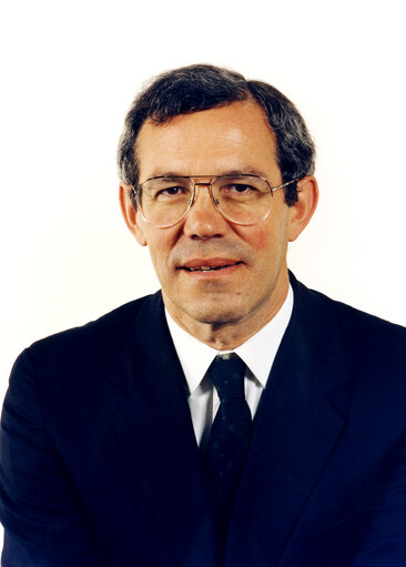 Portrait of MEP Gabriele SBOARINA in 1989