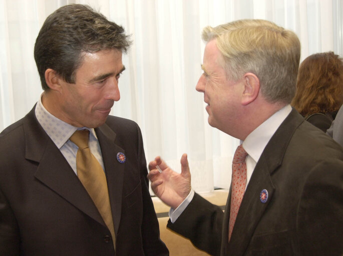 Fotografija 39: Pat COX, EP President, attends a European Union leaders Summit in Brussels