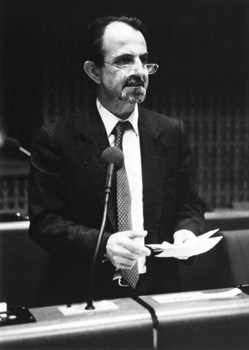 Valokuva 3: Georgios SARIDAKIS in Plenary Session in Strasbourg.