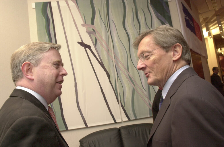 Fotografija 40: Pat COX, EP President, attends a European Union leaders Summit in Brussels