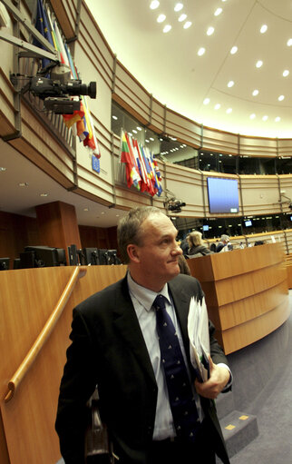 Temporary committee on climate change : The actions and initiatives planned by the Slovenian Presidency on Climate Change - Discussion with Janez PODOBNIK, Minister of the Environment, President-in-Office of the Council