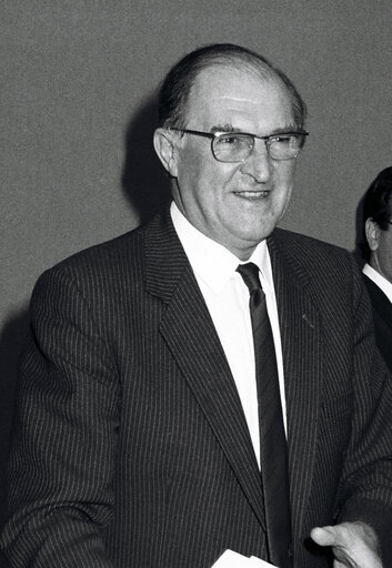 Meeting in February 1989