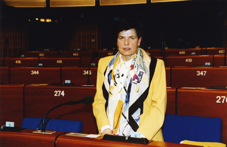 Foto 24: Renate Charlotte HEINISCH in plenary session in Strasbourg.